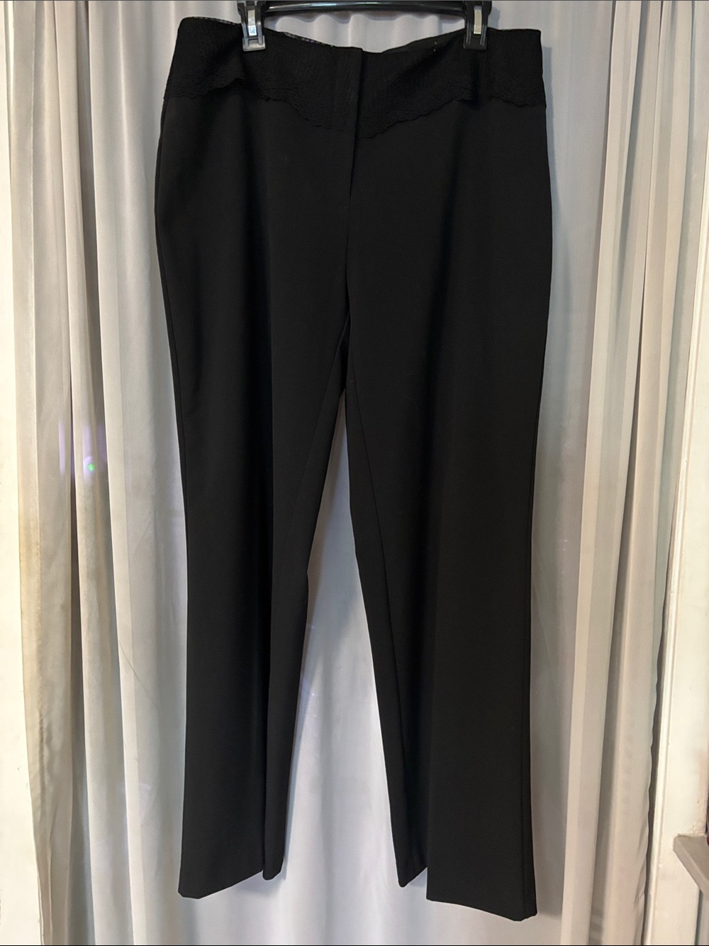 Ava & Grace Black Tailored Straight-Leg Trousers